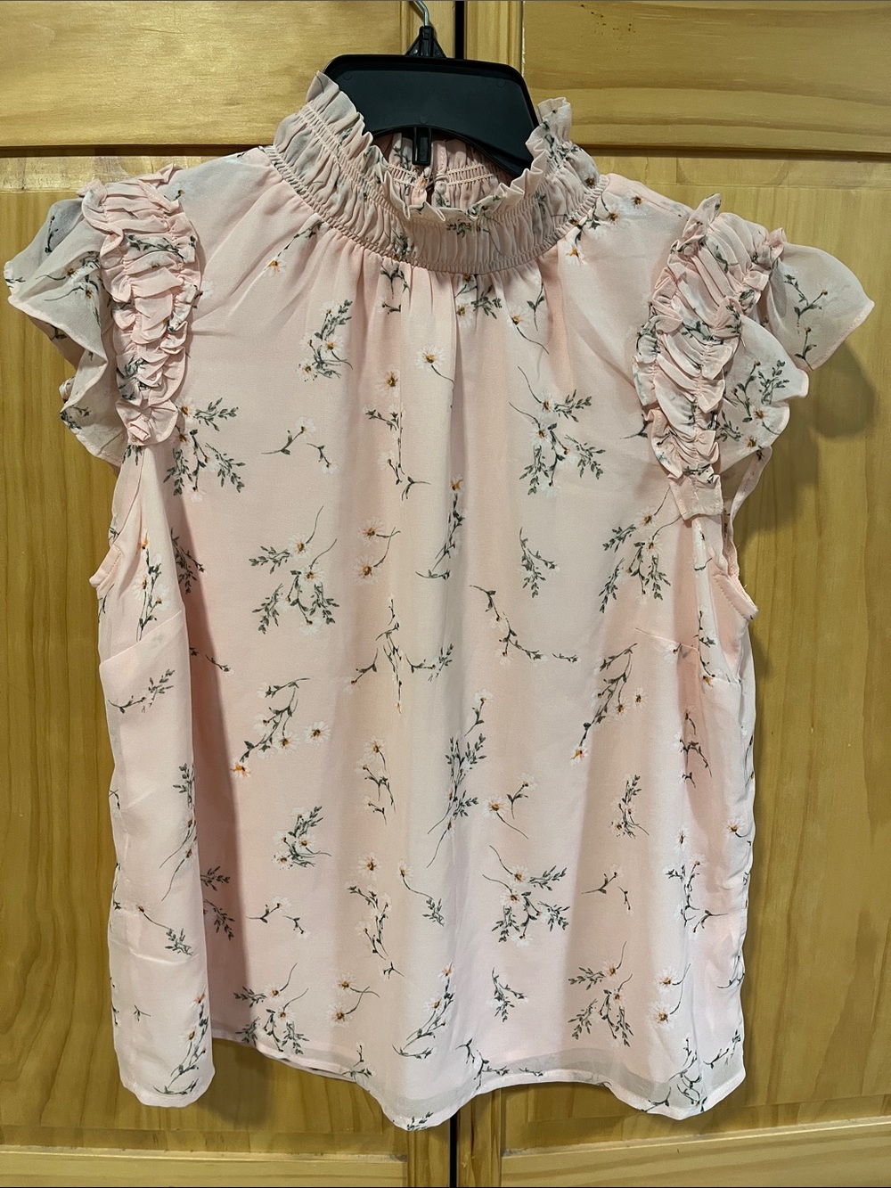 Women’s ' Pink Floral Ruffle Neck Top